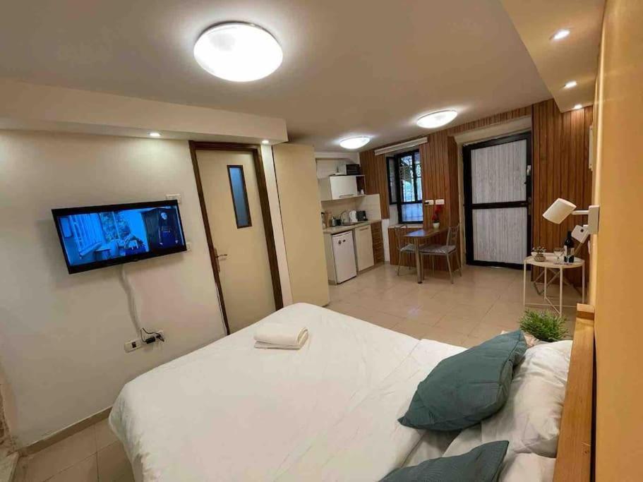 Gorgeous Studio , Market Location , Stone House Jeruzsálem Kültér fotó